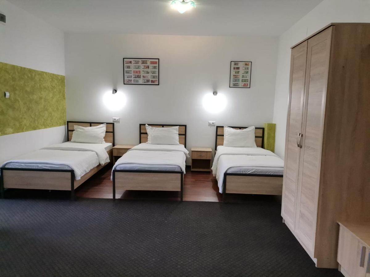 Motel Davios Târgu Jiu Buitenkant foto