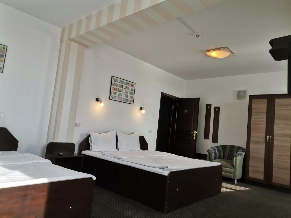 Motel Davios Târgu Jiu Buitenkant foto