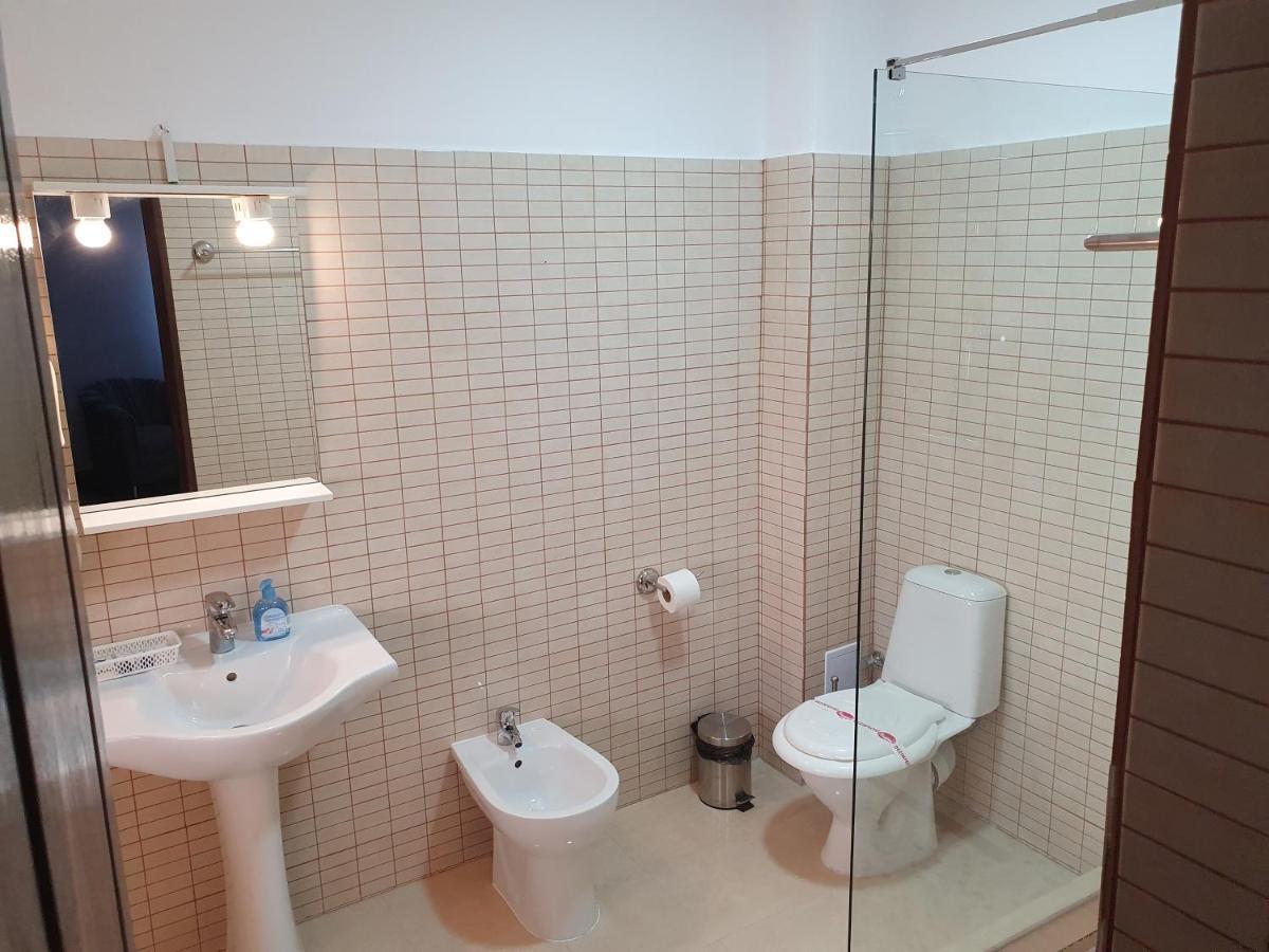Motel Davios Târgu Jiu Buitenkant foto