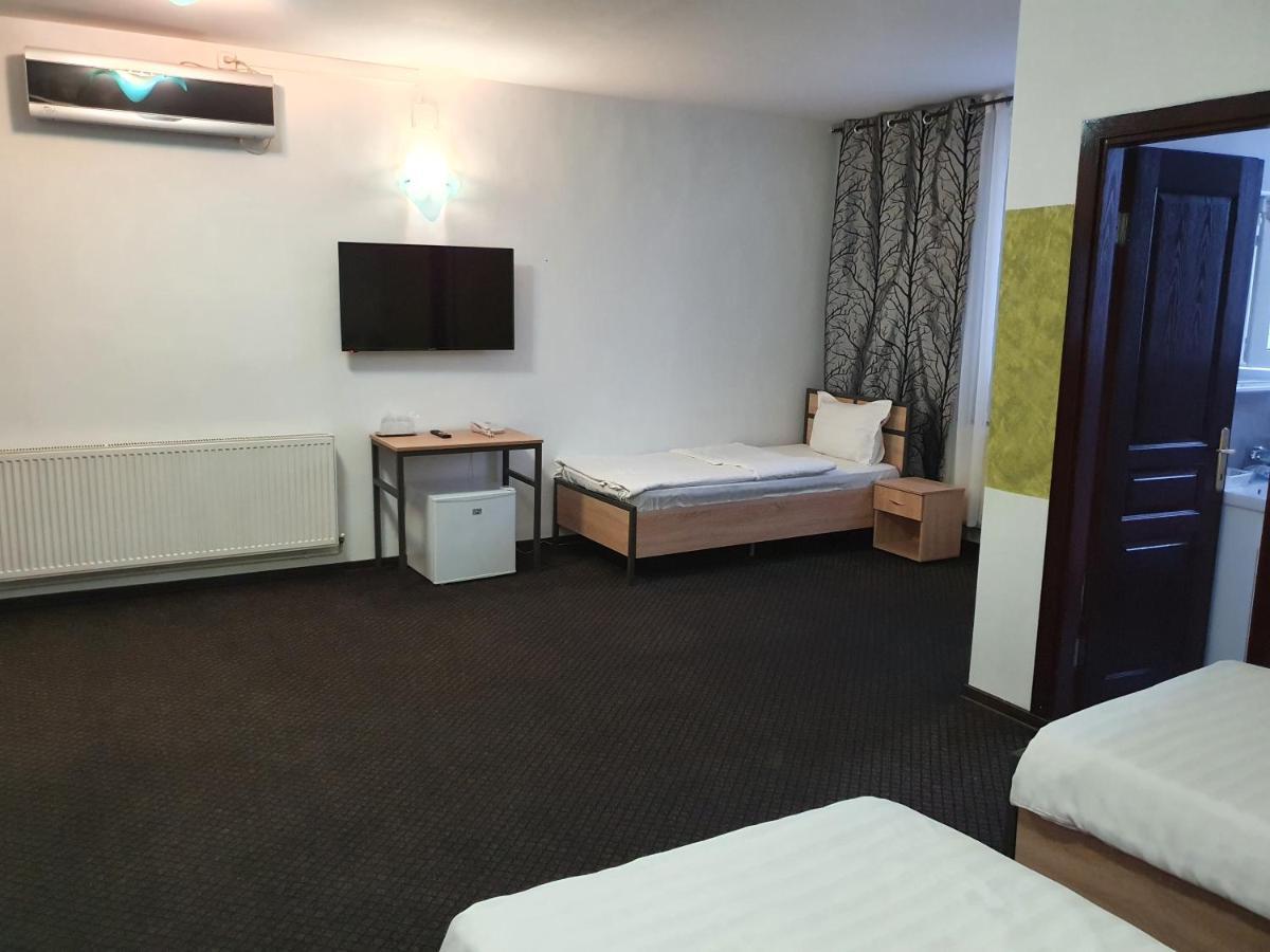 Motel Davios Târgu Jiu Buitenkant foto