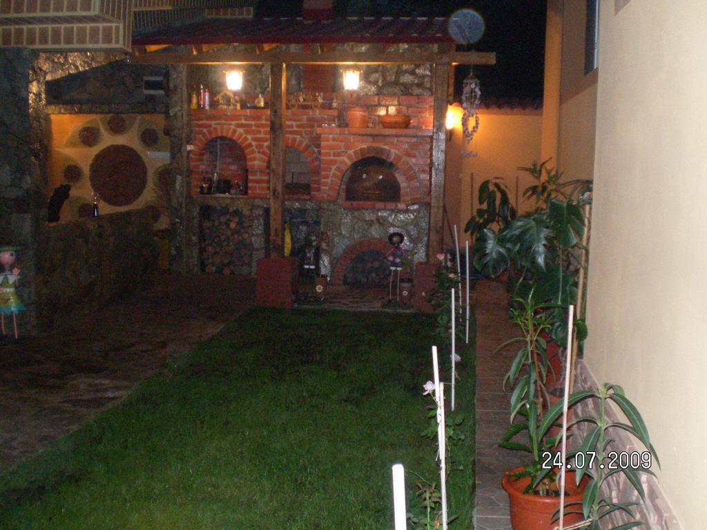 Motel Davios Târgu Jiu Buitenkant foto