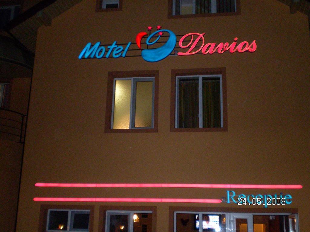 Motel Davios Târgu Jiu Buitenkant foto
