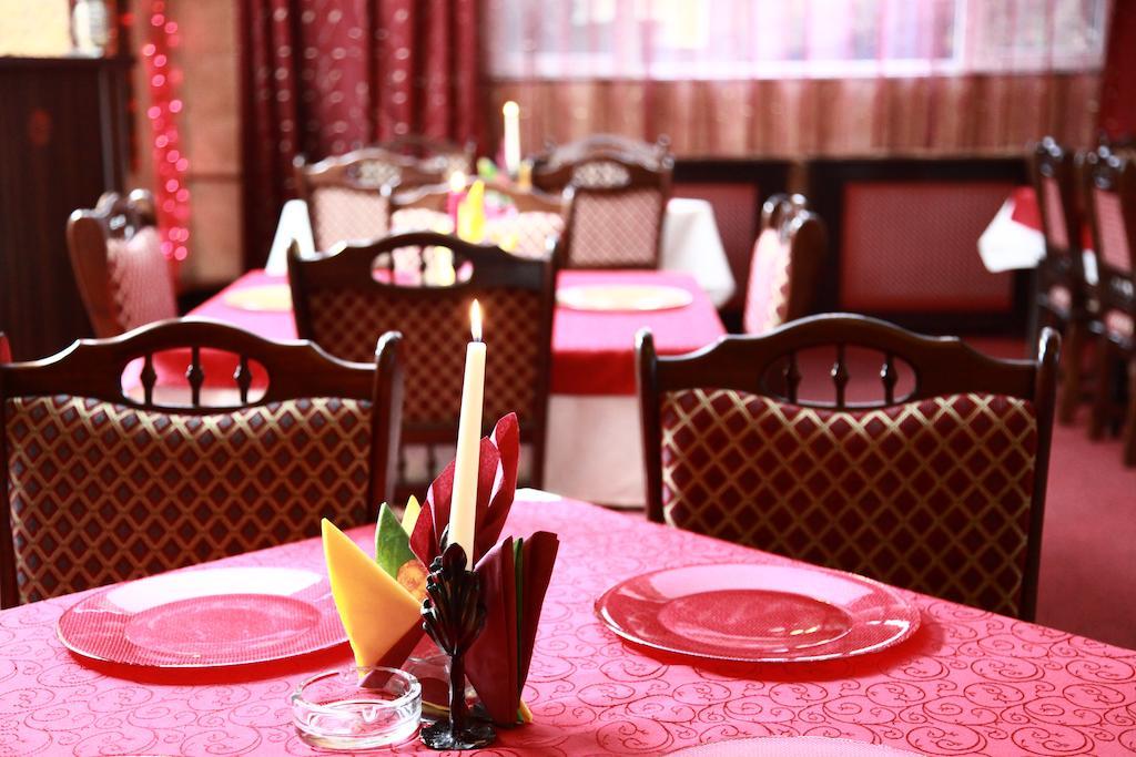 Motel Davios Târgu Jiu Buitenkant foto
